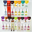 Set de aceite ambientador con aroma a jazmín con 4 varillas de juncos de 3 oz – 16 aromas disponibles